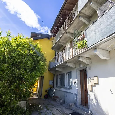 Iris By Interhome Appartement Fondotoce